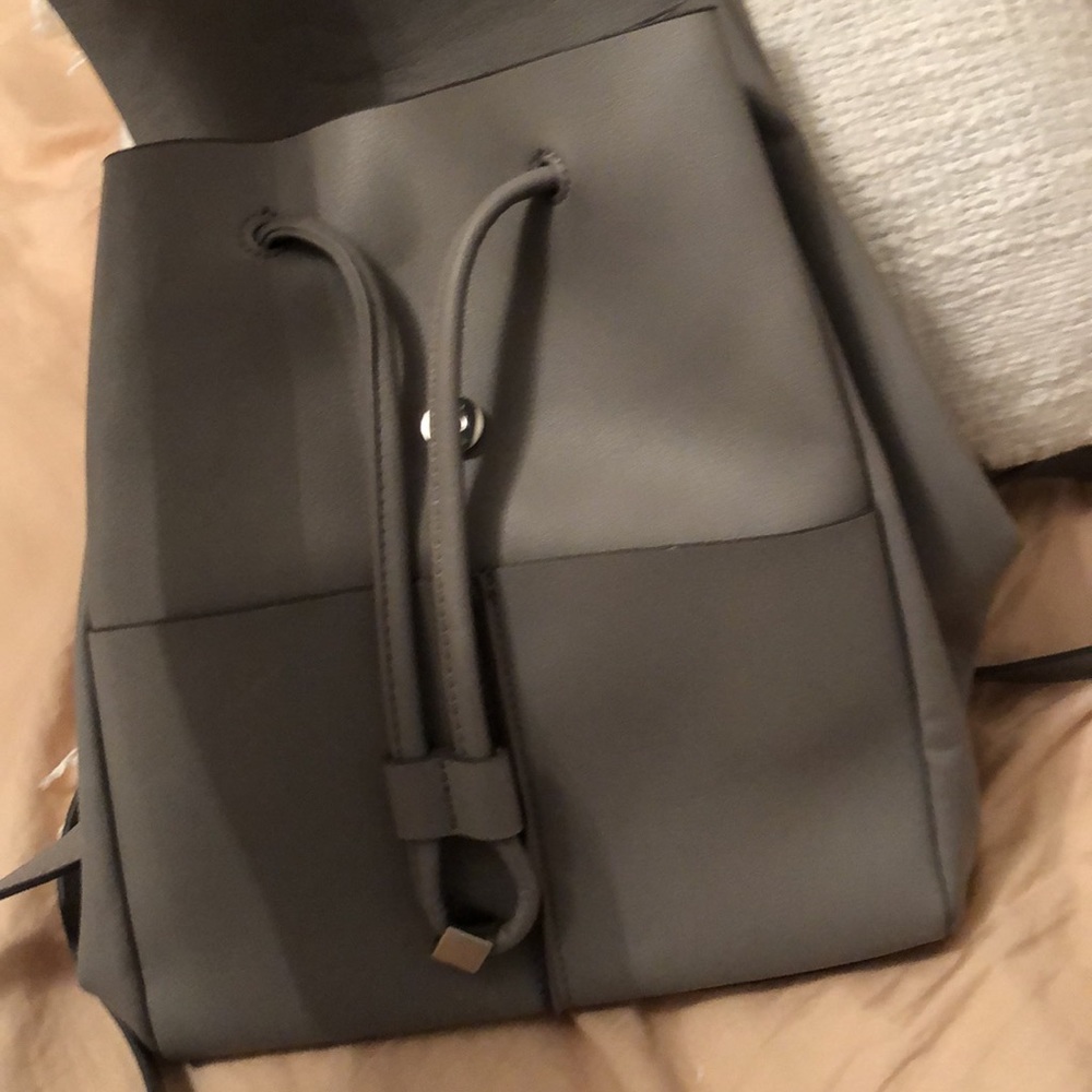 Zara fashion backpack! - Picture 2 of 8